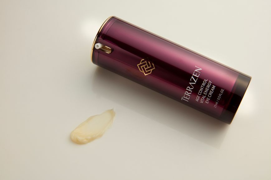 Омолоджуючий  крем для повік з природним комплексом проти зморшок Terrazen Age Control Vital Energy Eye Cream 000300 фото
