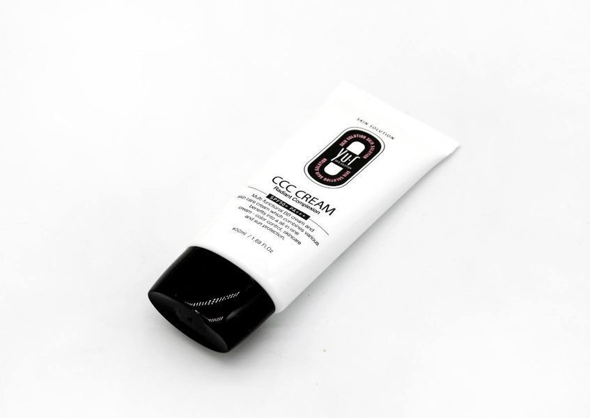 Коригуючий крем для обличчя (середній беж №23) YU.R ССС Cream (Medium ) SPF50+ 00005 фото