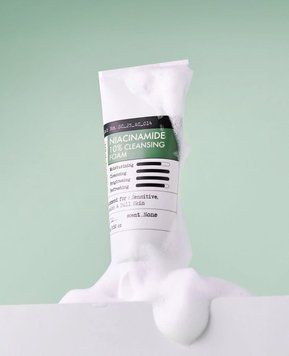 Освіжаюча та освітлююча пінка з ніацинамідом Niacinamide 10% Cleansing Foam 00160 фото