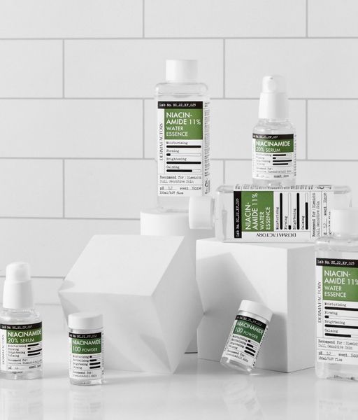 Есенція - тонер для покращення відтінку шкіри Niacinamide 11% Water Essence 00163 фото