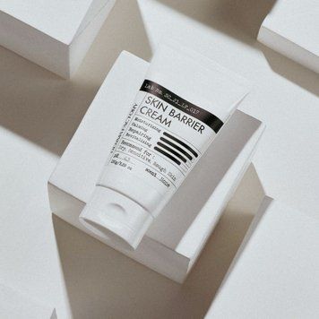 Глибокозволожуючий бар'єрний крем для обличчя і тіла Skin Barrier Cream Derma Factory 00021 фото